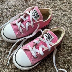 Toddler pink Converse size 10